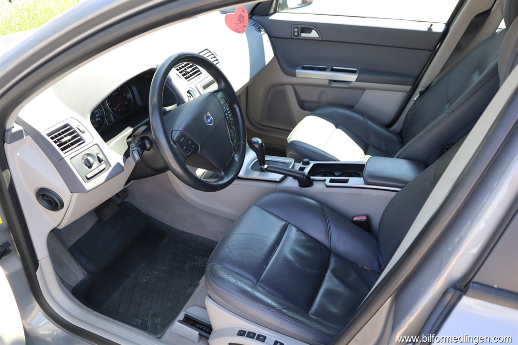 Bild 8 på Volvo V50