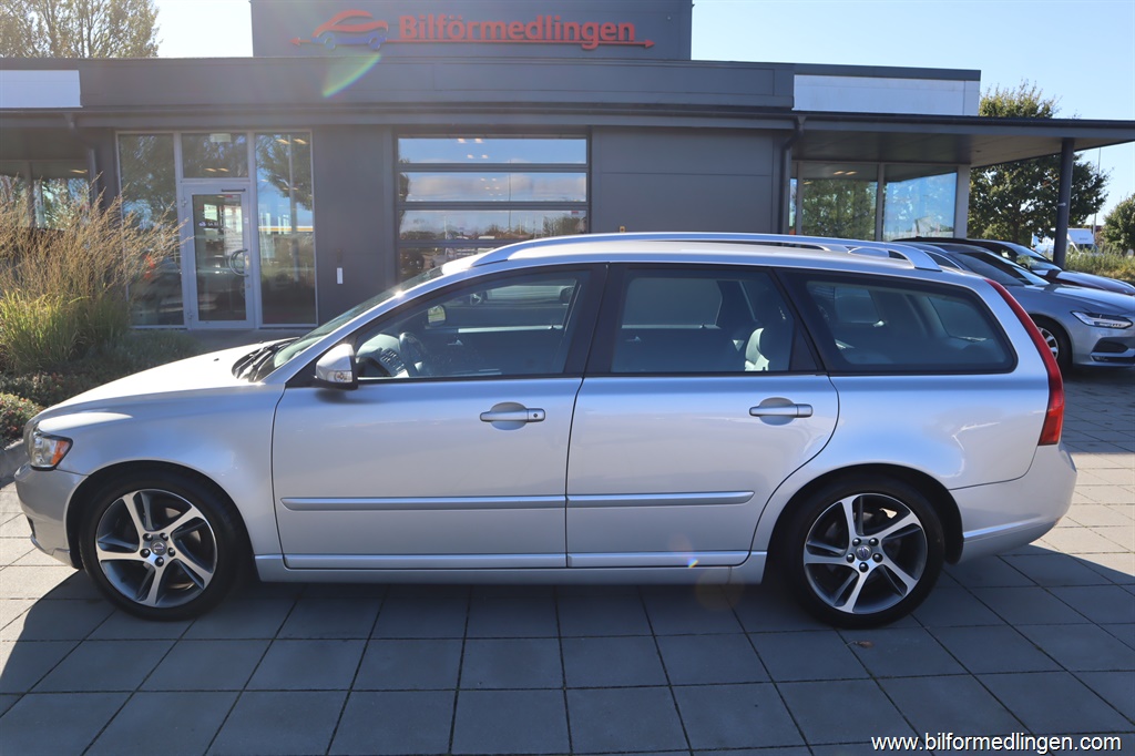 Bild 1 på Volvo V50)