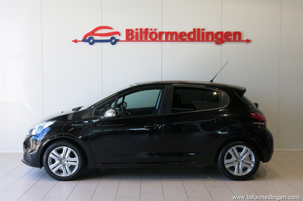 Bild 1 på Peugeot 208)