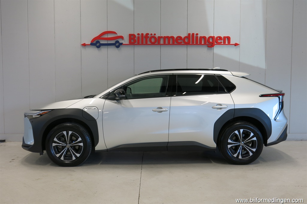 Bild 1 på Toyota bZ4X)