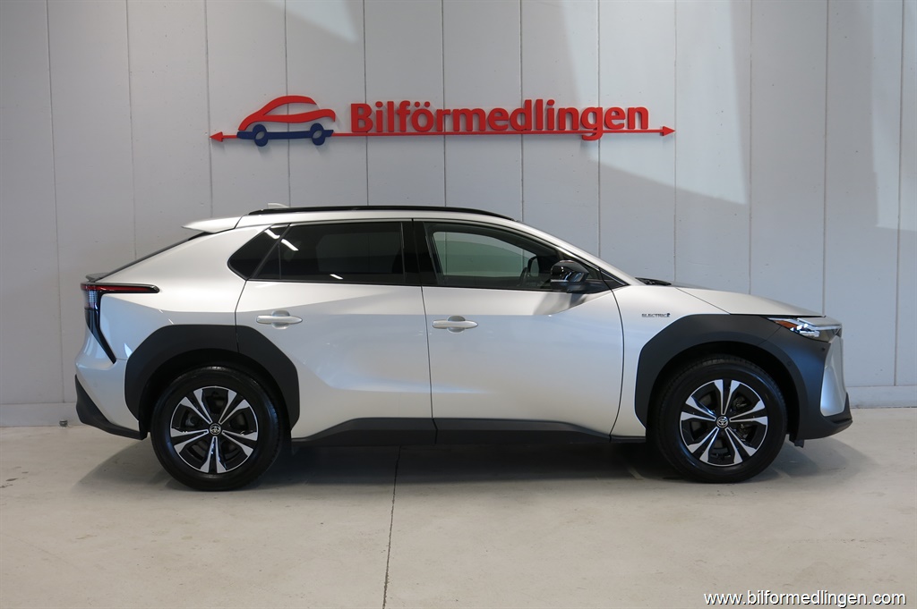 Bild 2 på Toyota bZ4X
