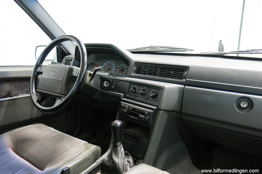 Bild 14 på Volvo 944