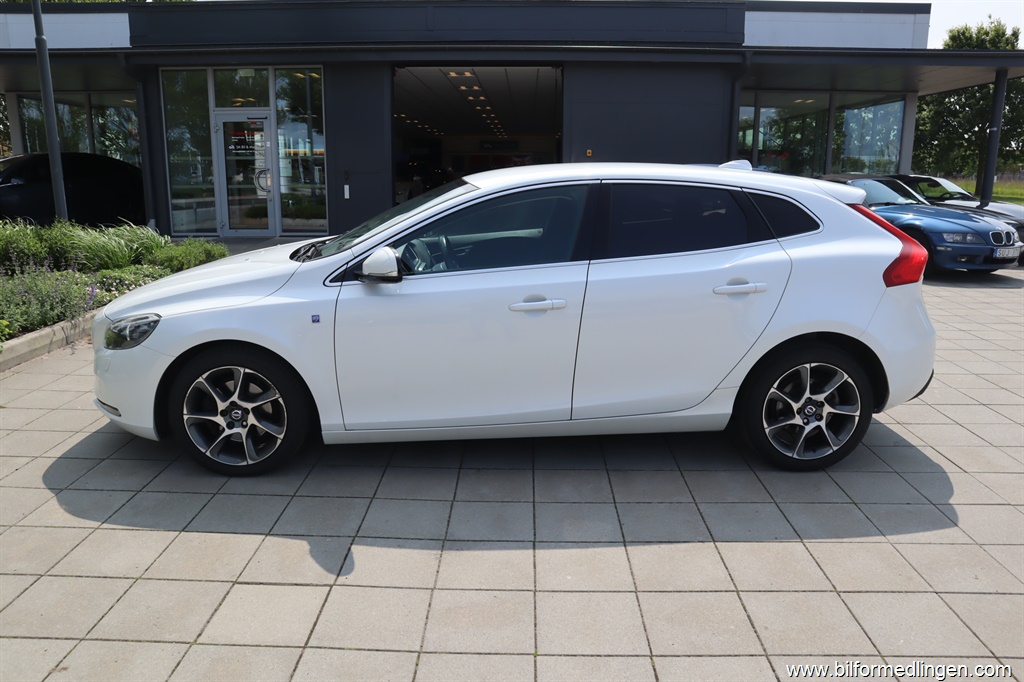 Bild 1 på Volvo V40
