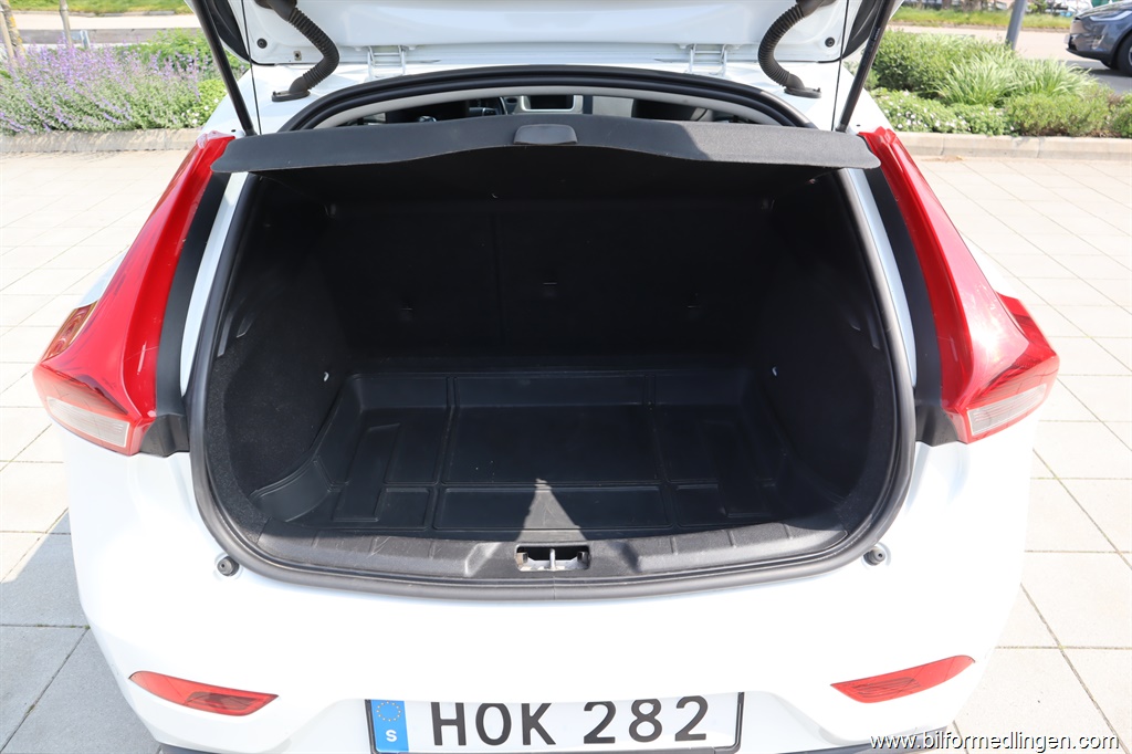 Bild 12 på Volvo V40