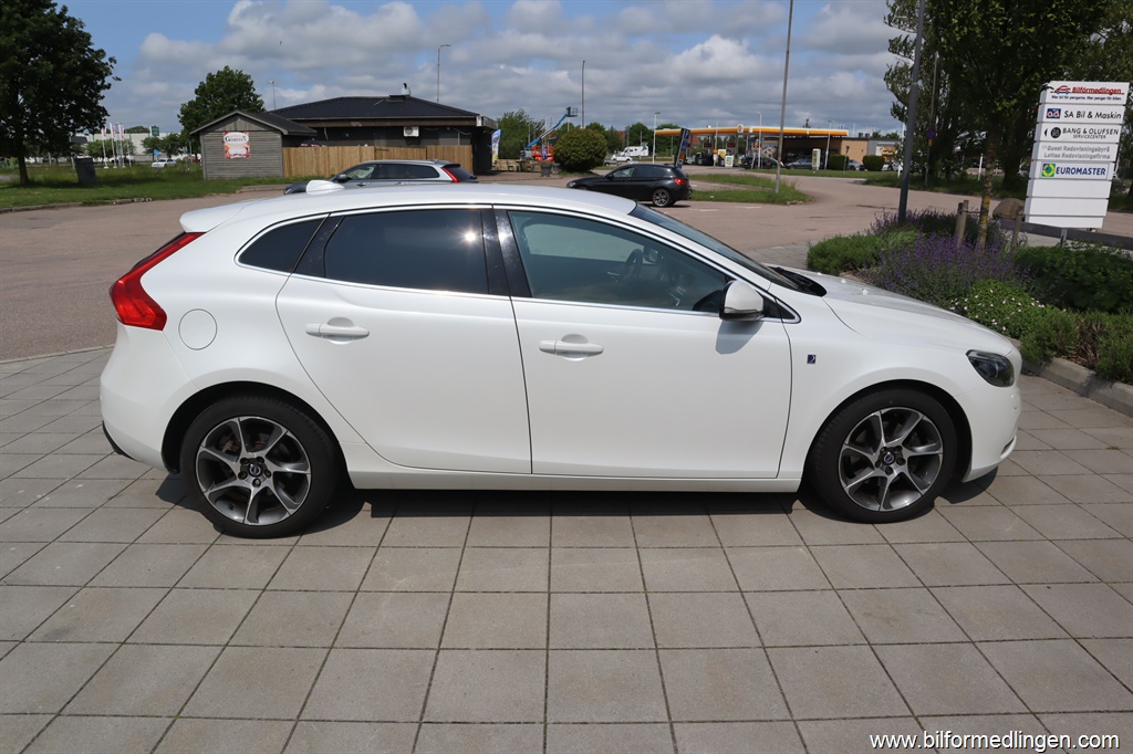 Bild 13 på Volvo V40