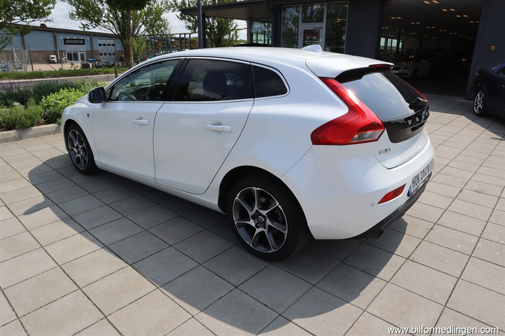 Bild 15 på Volvo V40