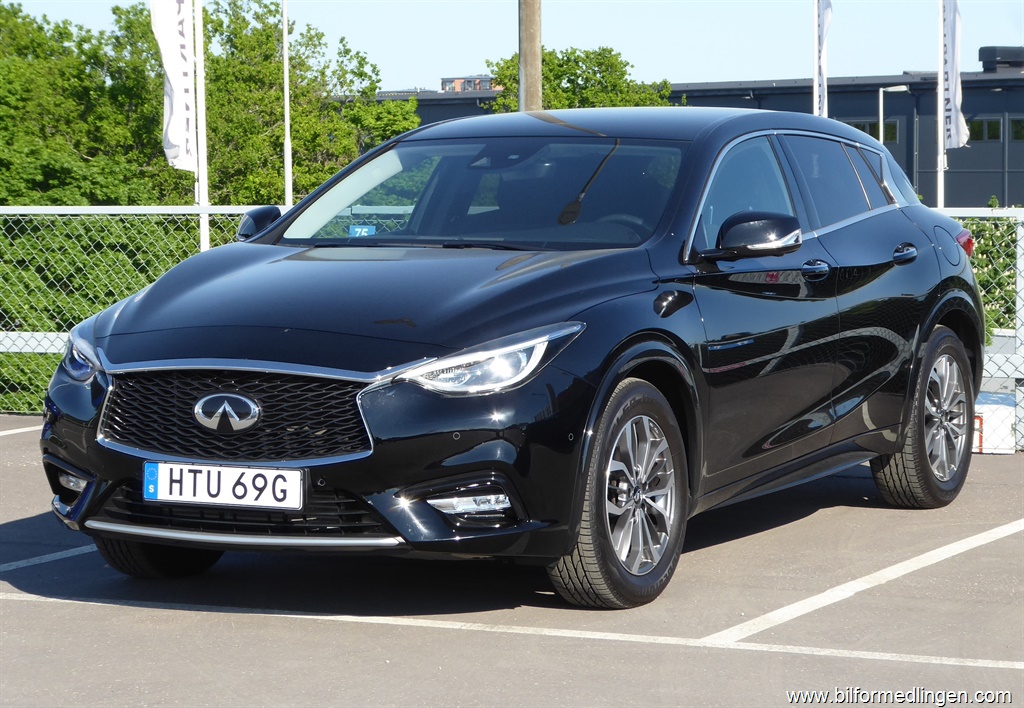 Bild 1 på Infiniti Q30