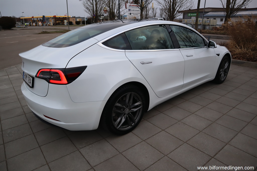 Bild 3 på Tesla Model 3