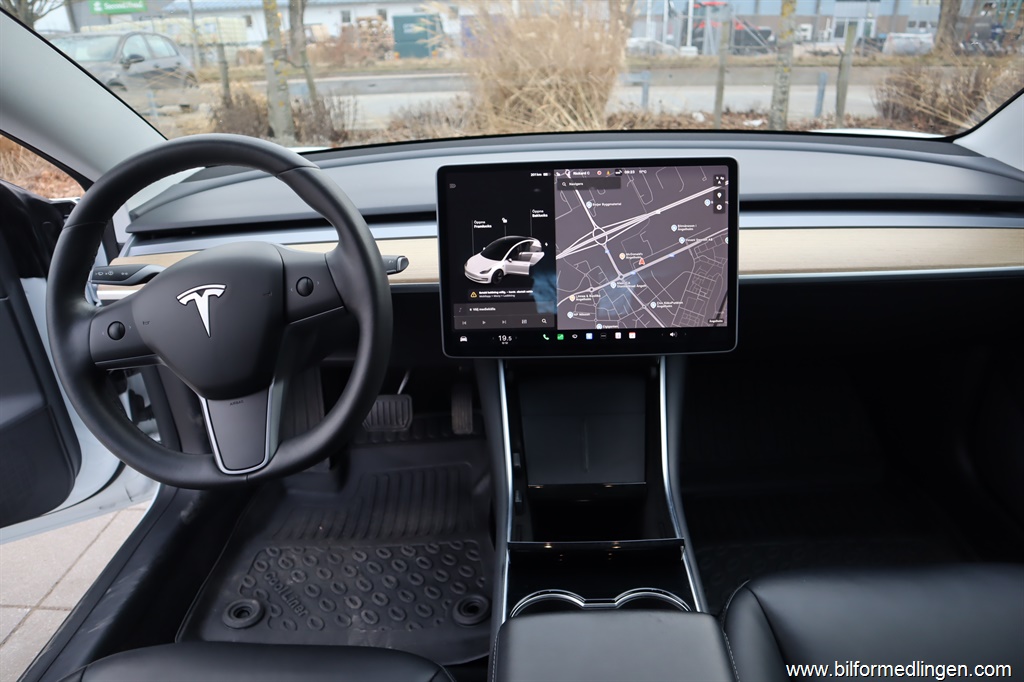 Bild 6 på Tesla Model 3