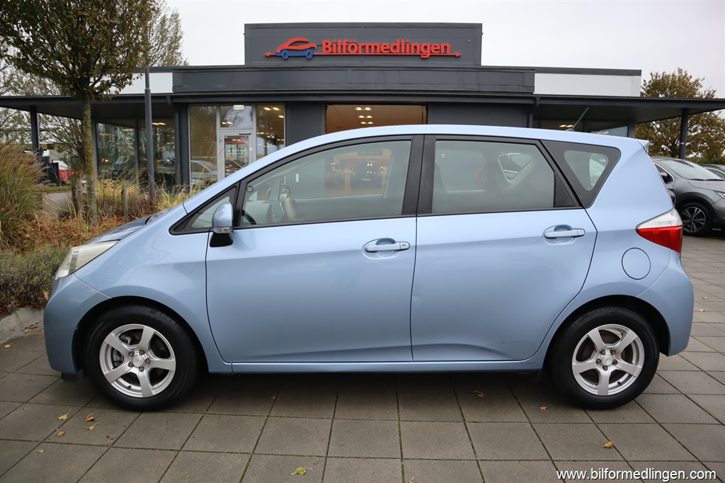 Bild 1 på Toyota Verso-S)