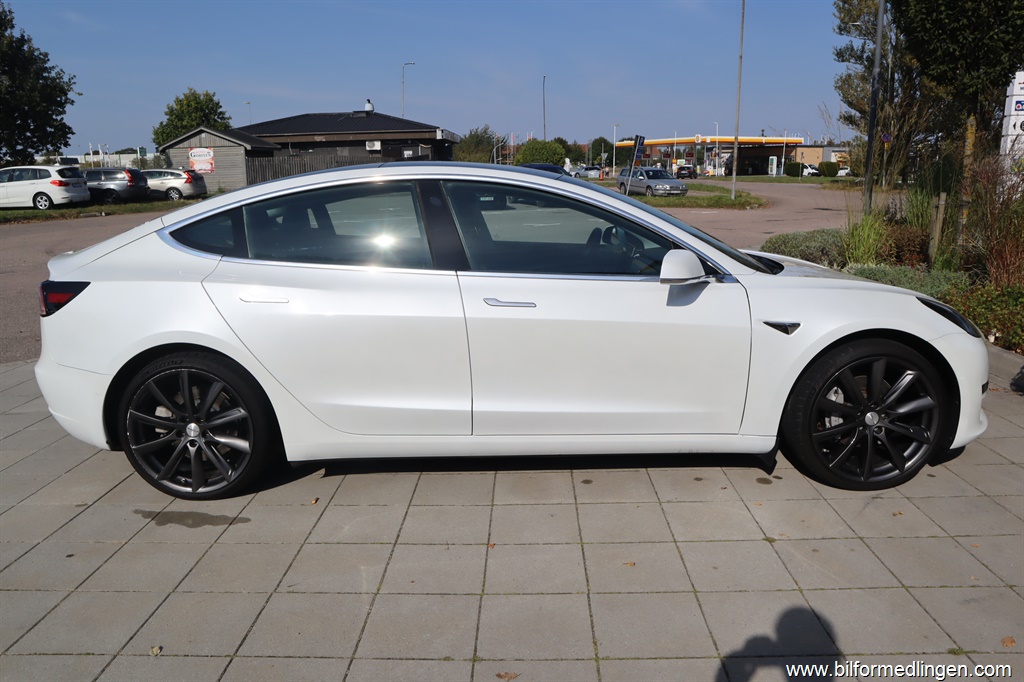 Bild 6 på Tesla Model 3