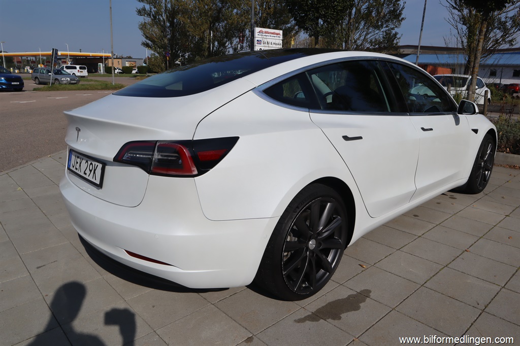 Bild 8 på Tesla Model 3