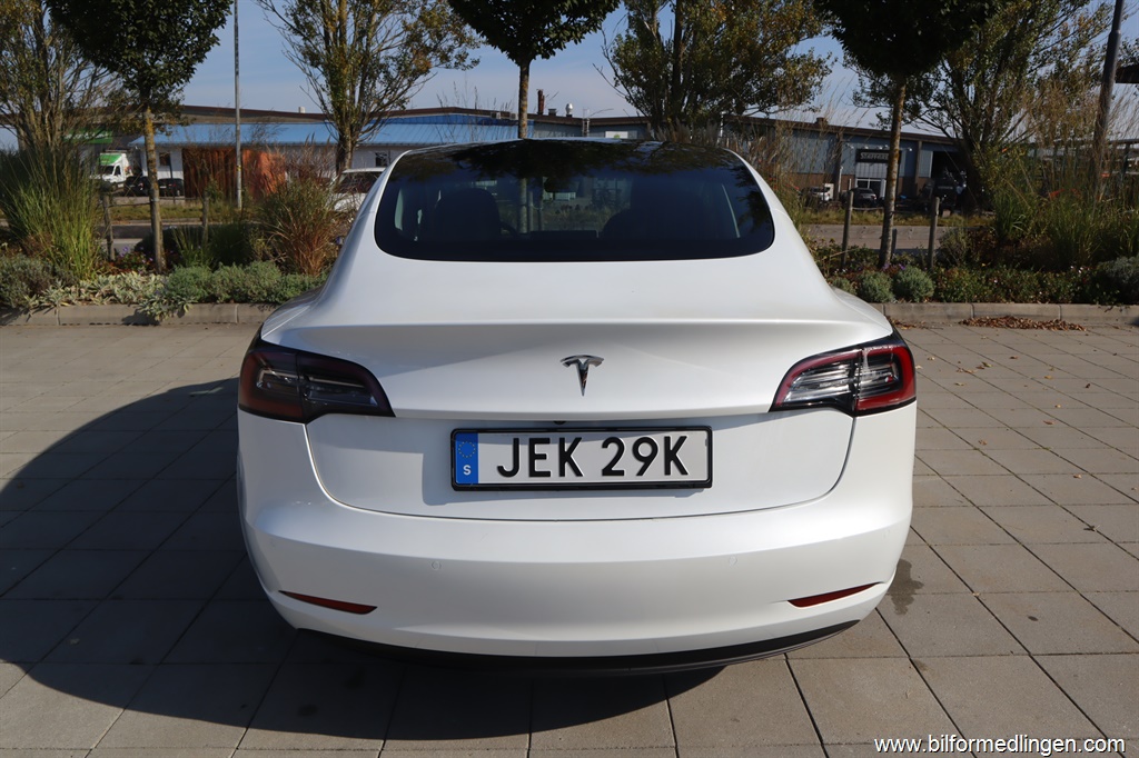 Bild 10 på Tesla Model 3