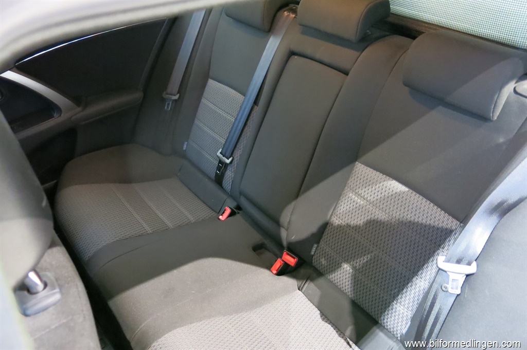 Bild 13 på Toyota Avensis