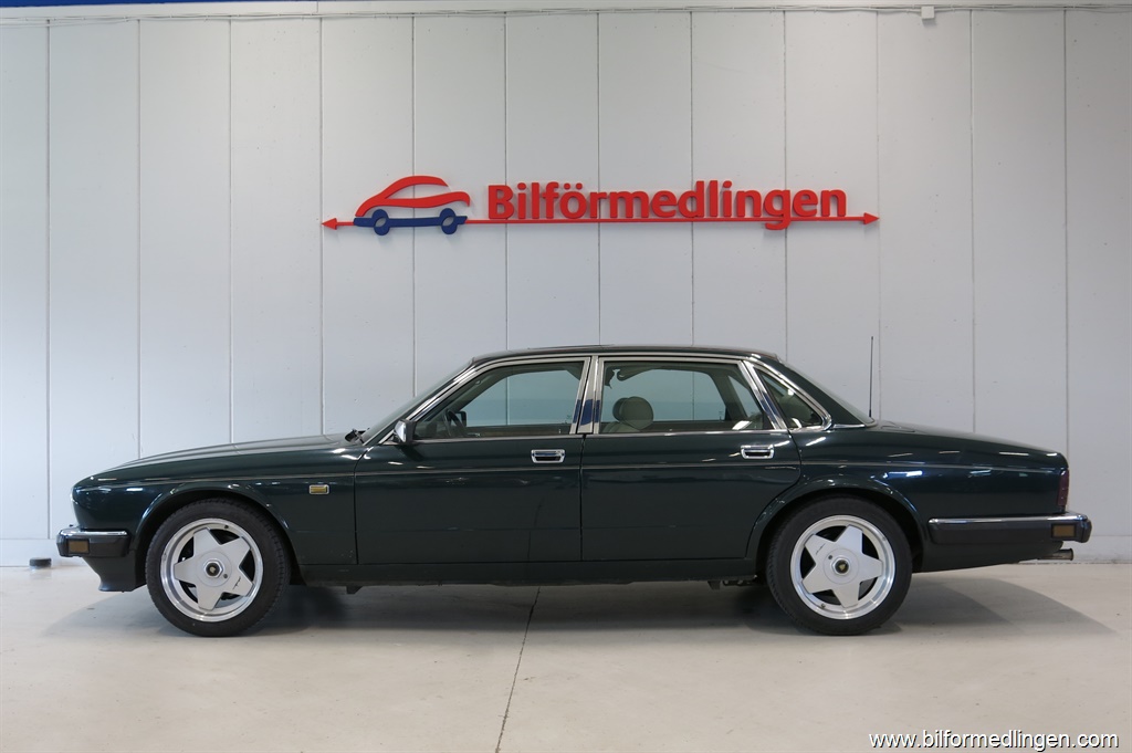 Bild 1 på Jaguar XJ)