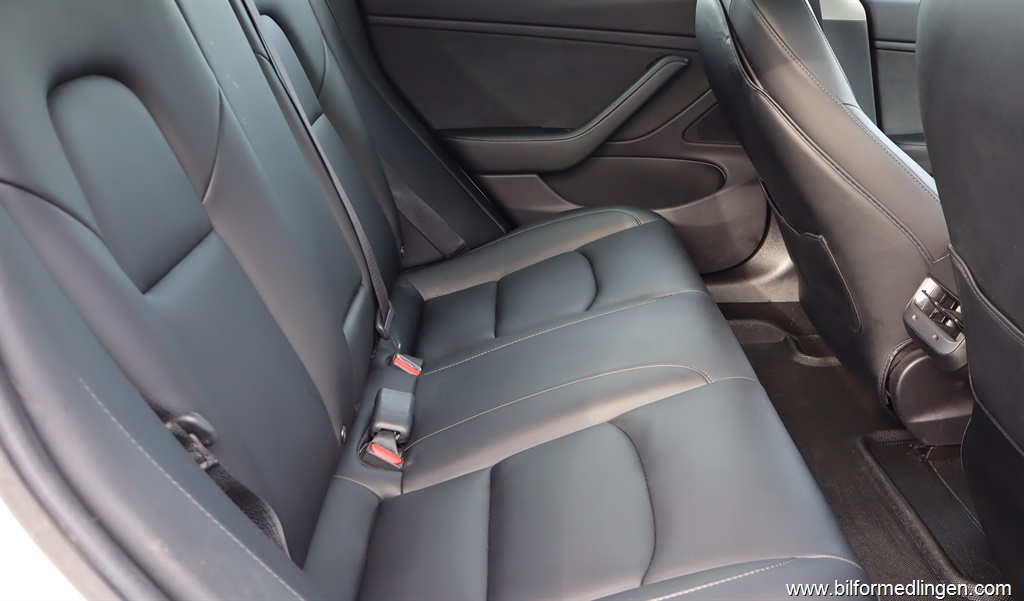 Bild 7 på Tesla Model 3