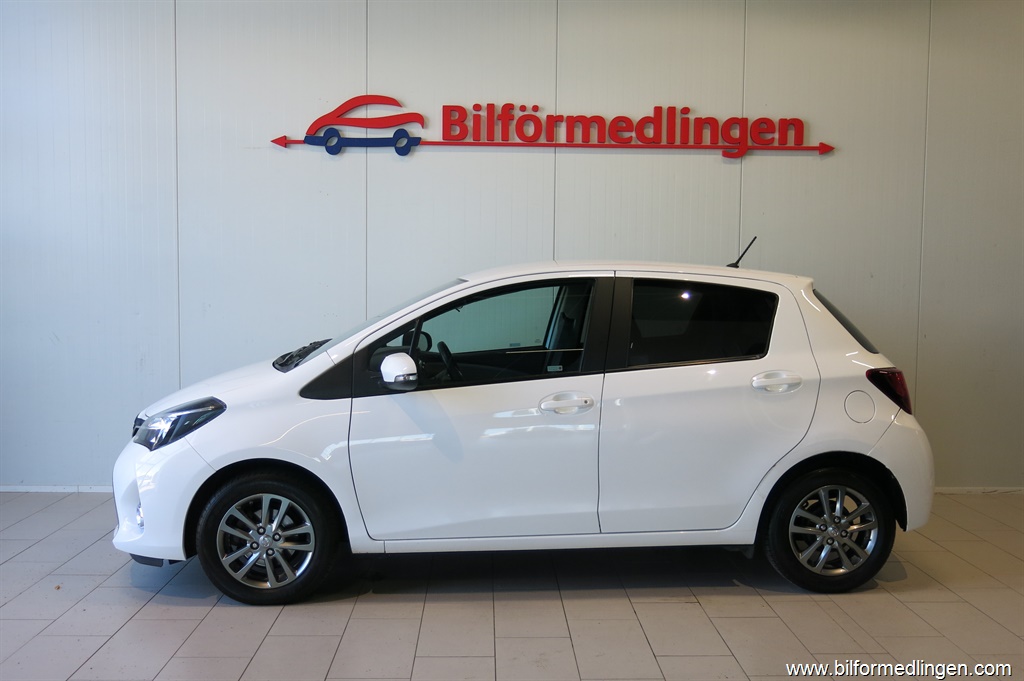 Bild 1 på Toyota Yaris)