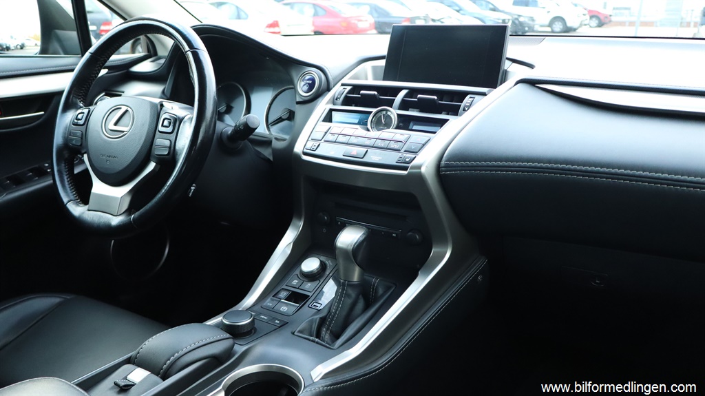 Bild 7 på Lexus NX