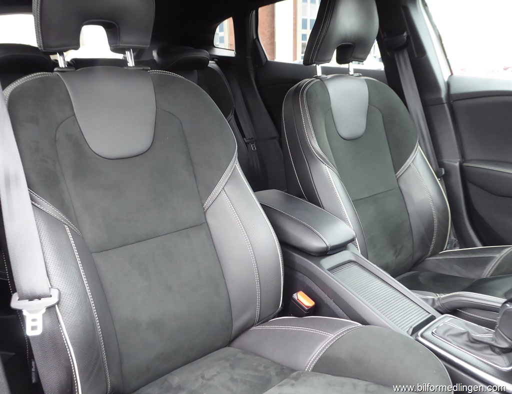 Bild 6 på Volvo V40