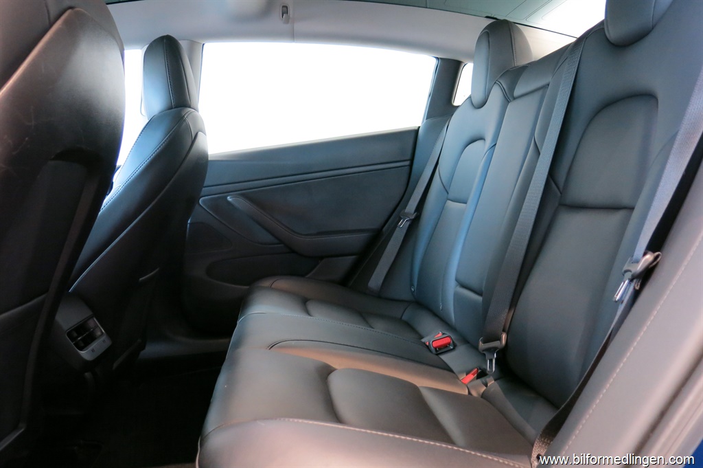 Bild 8 på Tesla Model 3