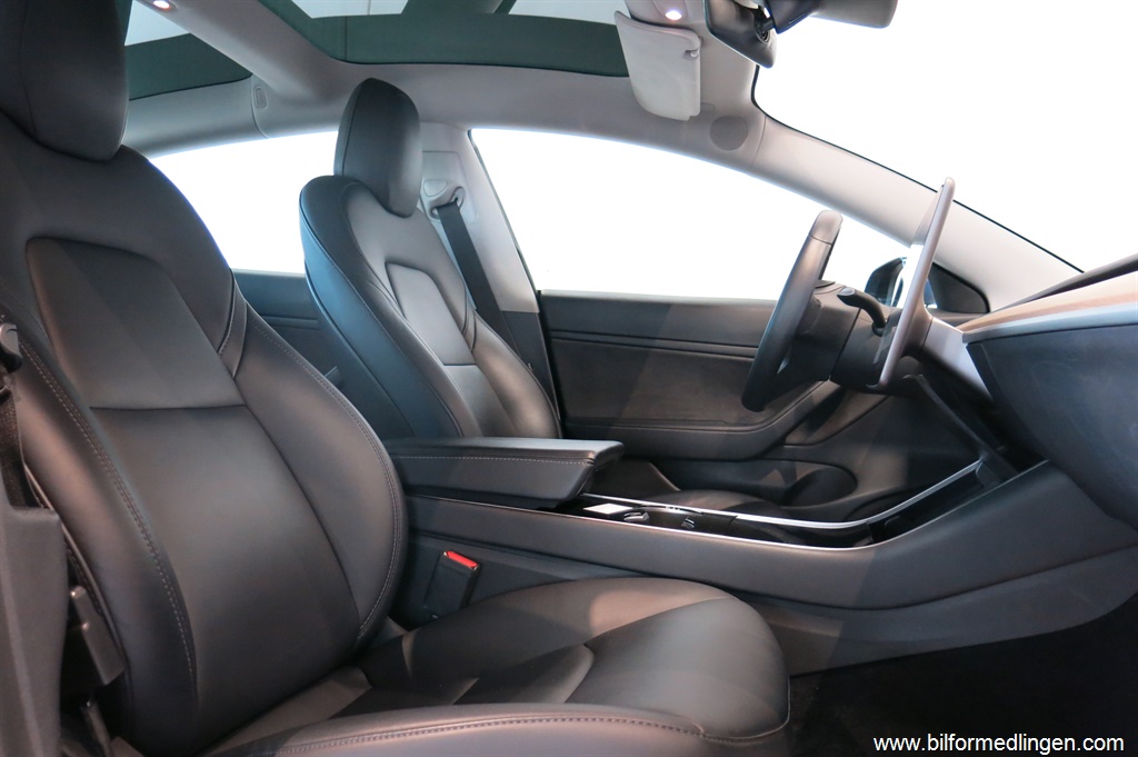 Bild 10 på Tesla Model 3