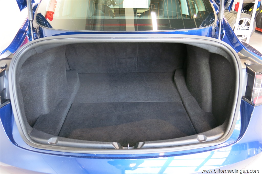 Bild 12 på Tesla Model 3