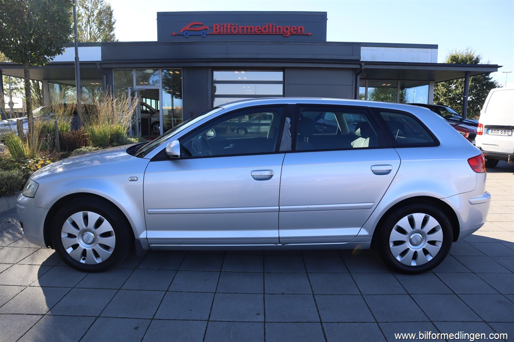 Bild 1 på Audi A3)