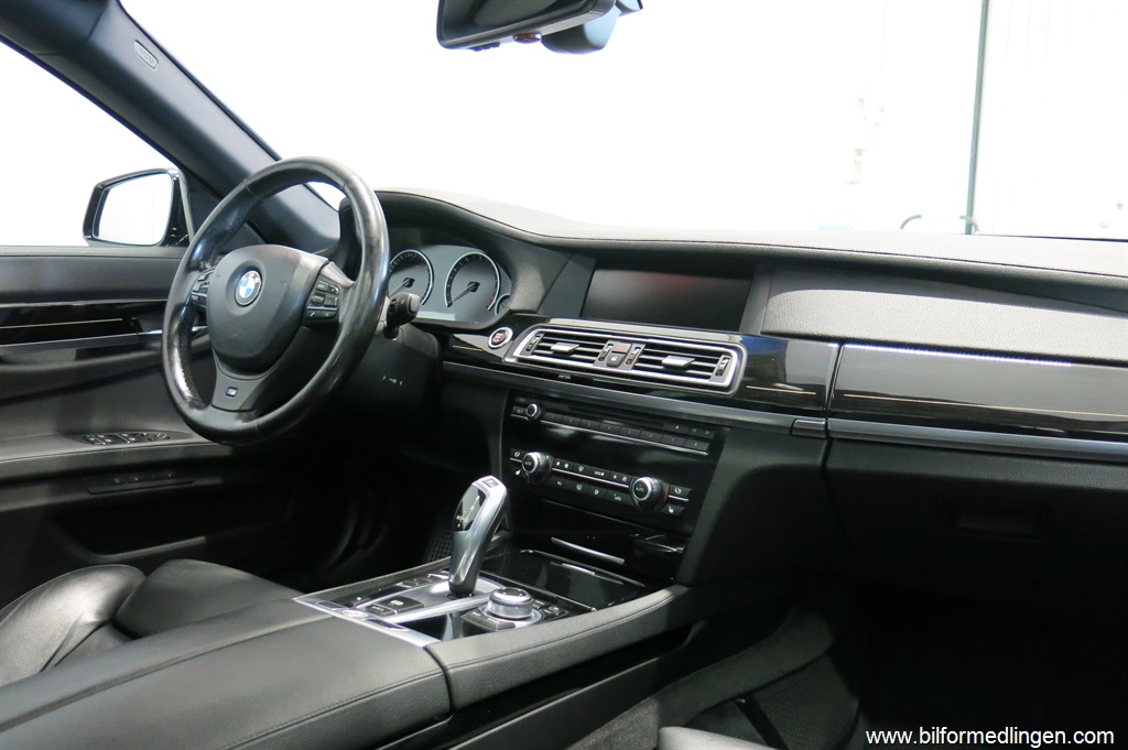 Bild 12 på BMW 750