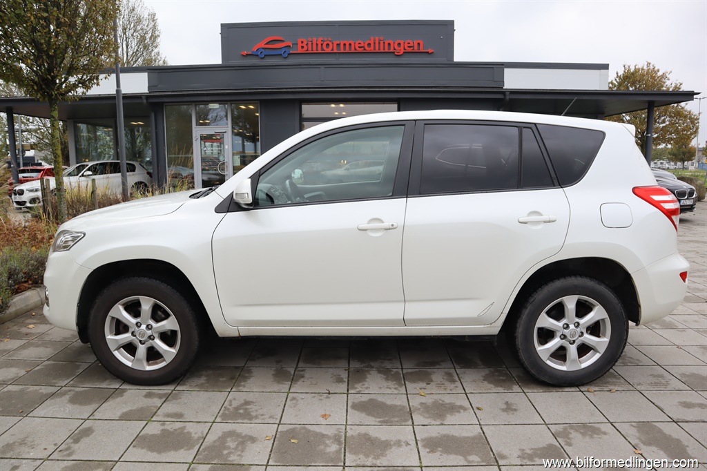 Bild 1 på Toyota RAV4)