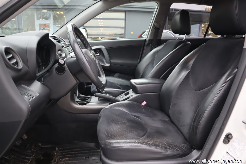 Bild 4 på Toyota RAV4