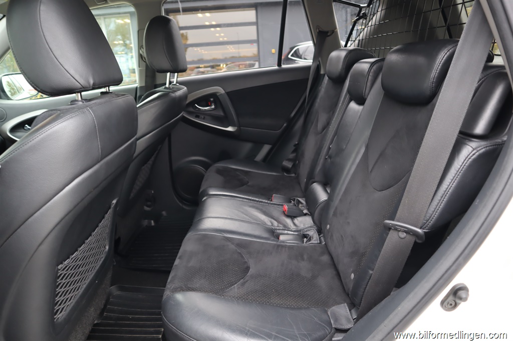 Bild 6 på Toyota RAV4
