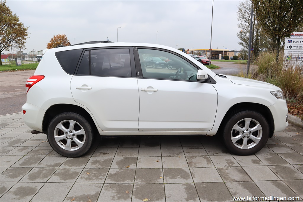 Bild 8 på Toyota RAV4