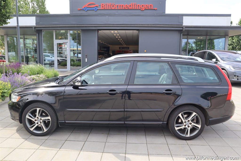 Bild 1 på Volvo V50)