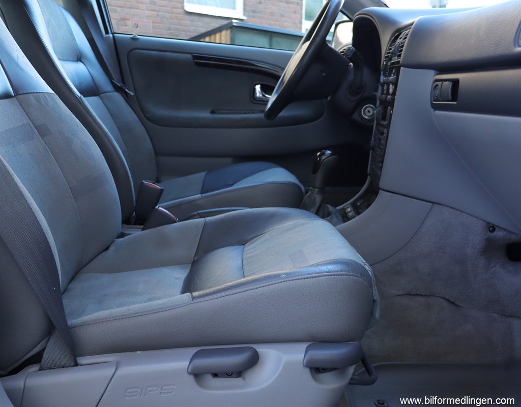 Bild 4 på Volvo V40