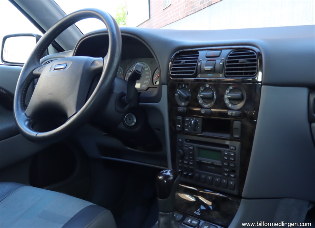 Bild 7 på Volvo V40