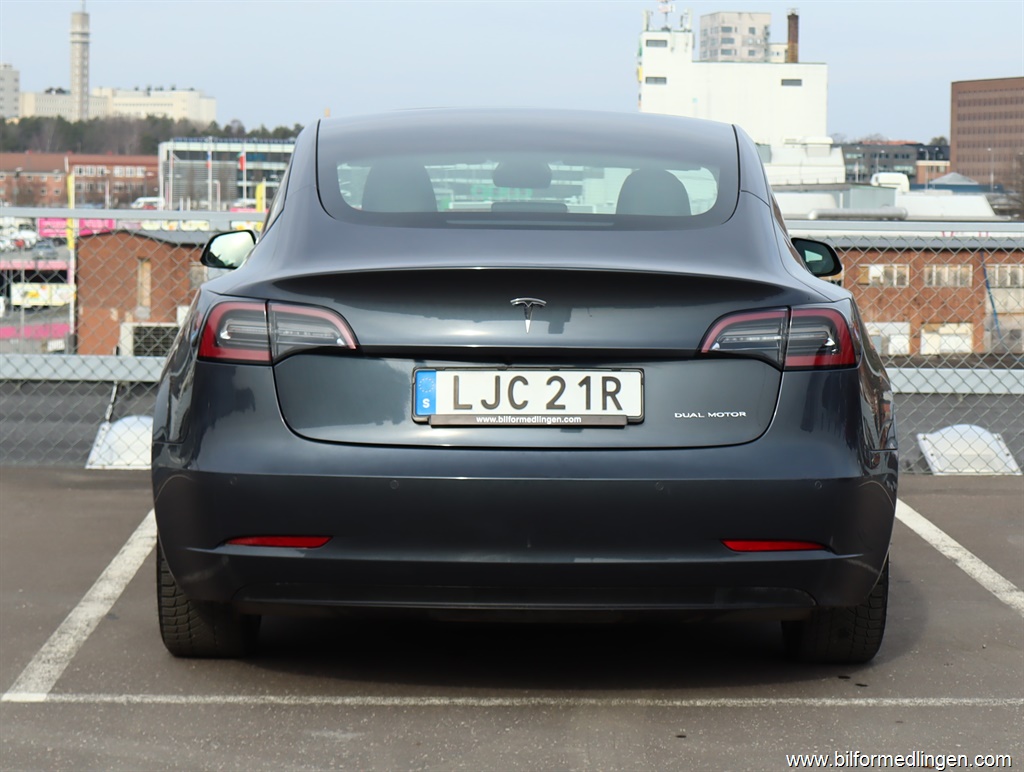 Bild 16 på Tesla Model 3