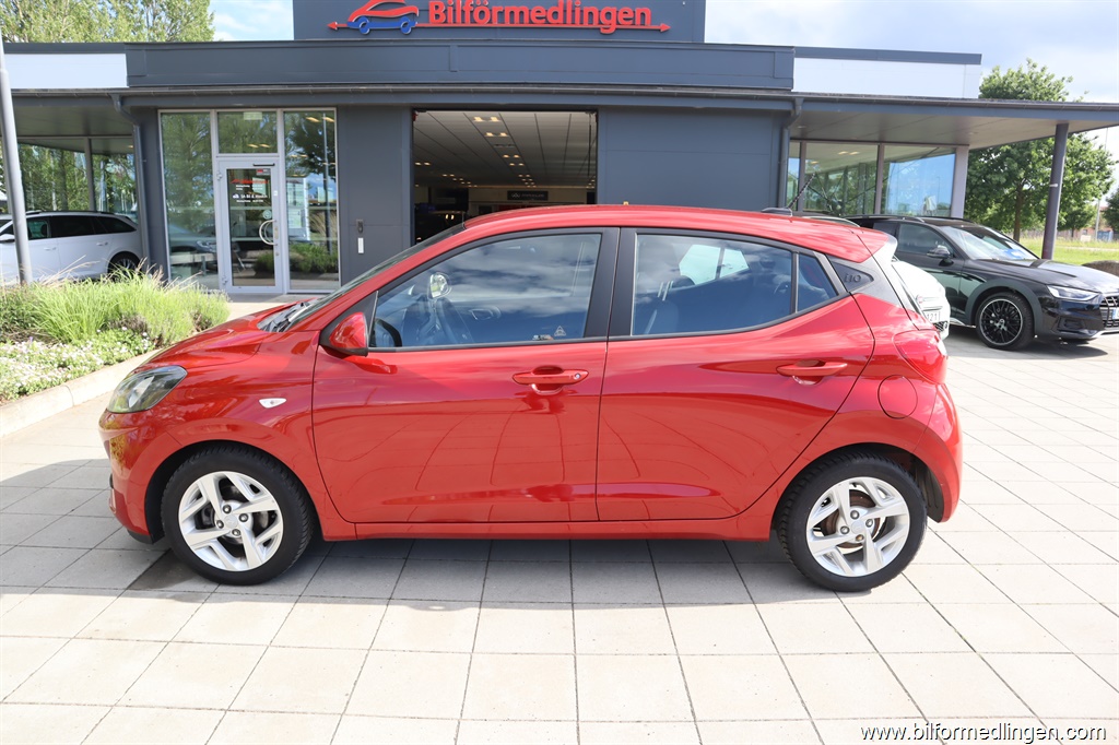 Bild 1 på Hyundai i10)