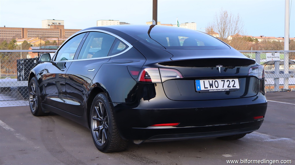 Bild 3 på Tesla Model 3