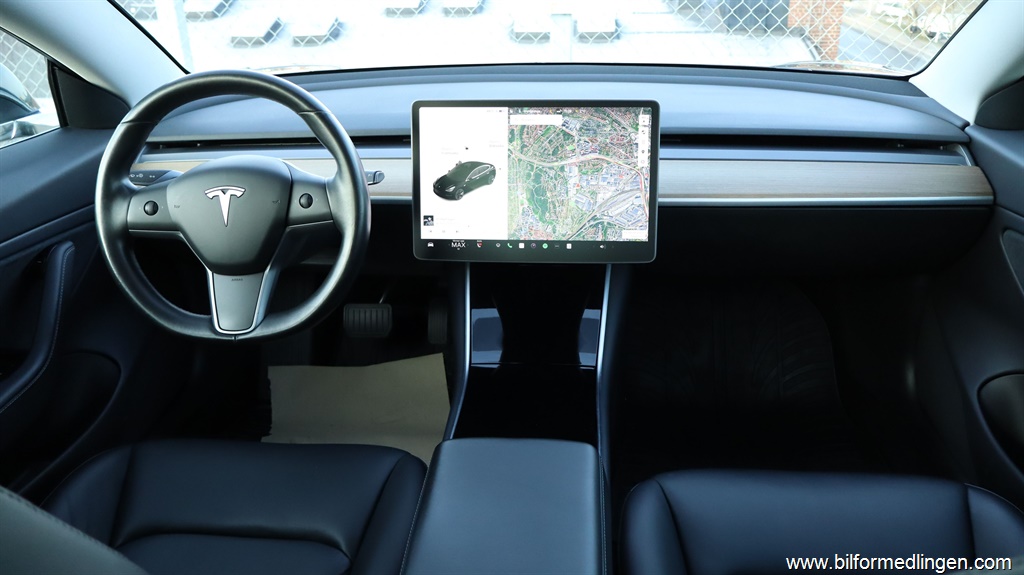 Bild 8 på Tesla Model 3