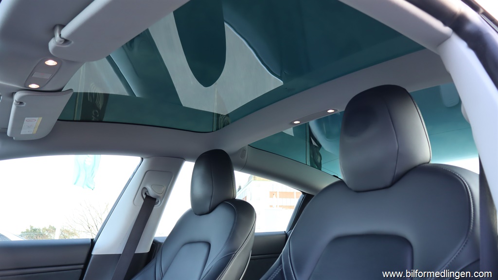 Bild 9 på Tesla Model 3