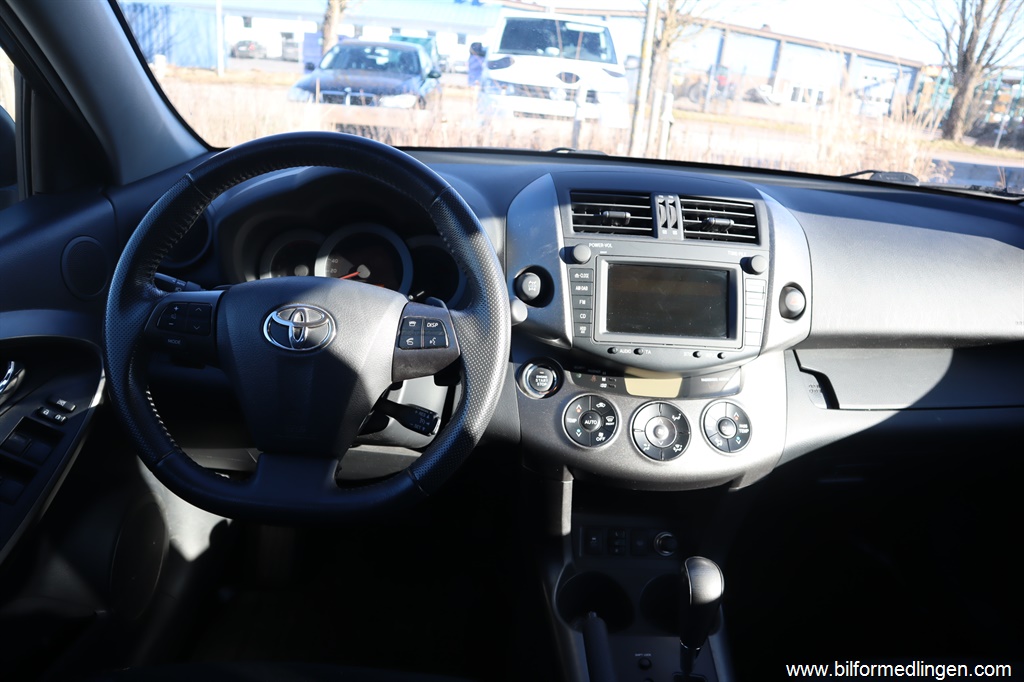 Bild 16 på Toyota RAV4