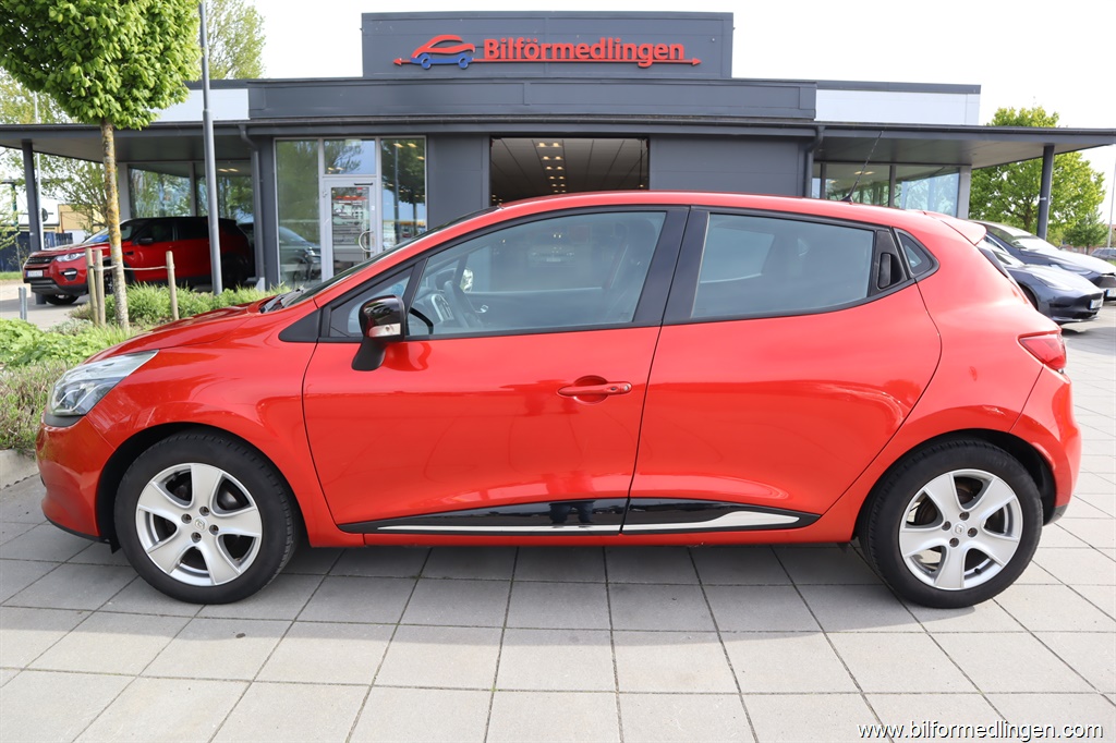 Bild 1 på Renault Clio)