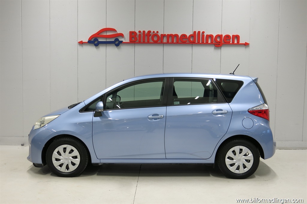 Bild 1 på Toyota Verso-S)