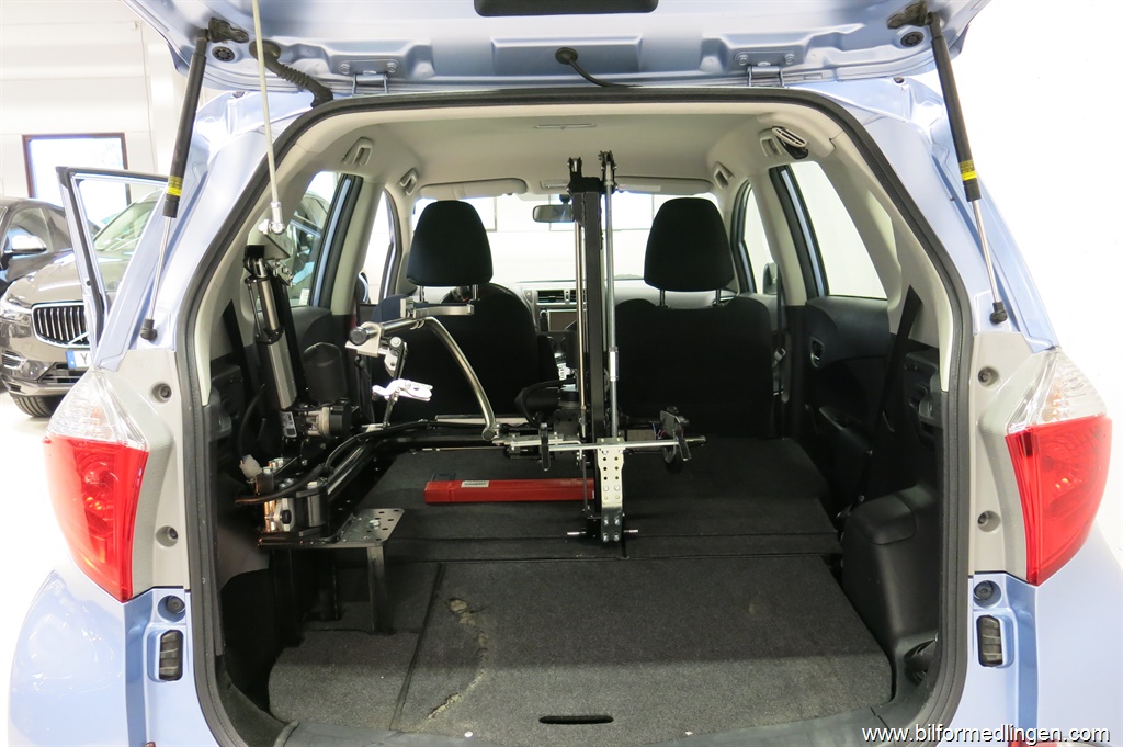 Bild 16 på Toyota Verso-S