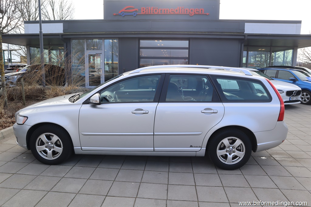 Bild 1 på Volvo V50)