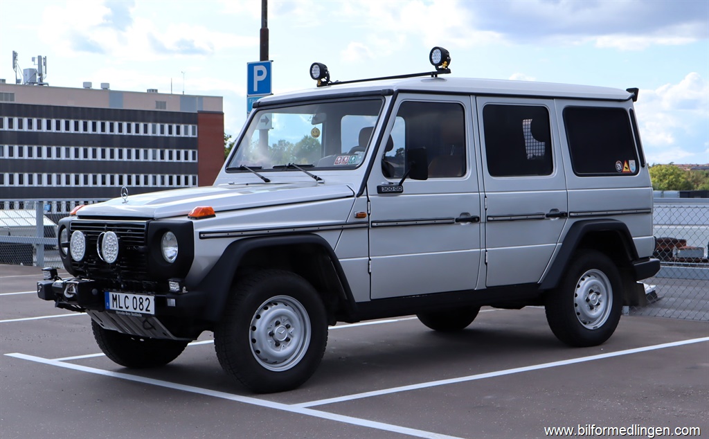 Bild 2 på Mercedes-Benz 300 GD