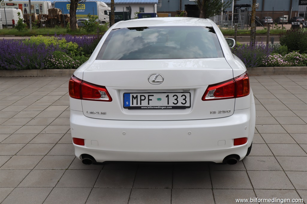 Bild 9 på Lexus IS