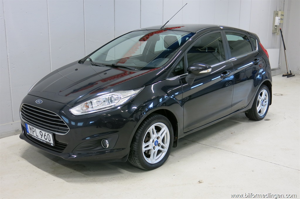 Bild 4 på Ford Fiesta 1.0T EcoBoost 100hk Titanium Svensksåld Bild 4 på Ford Fiesta