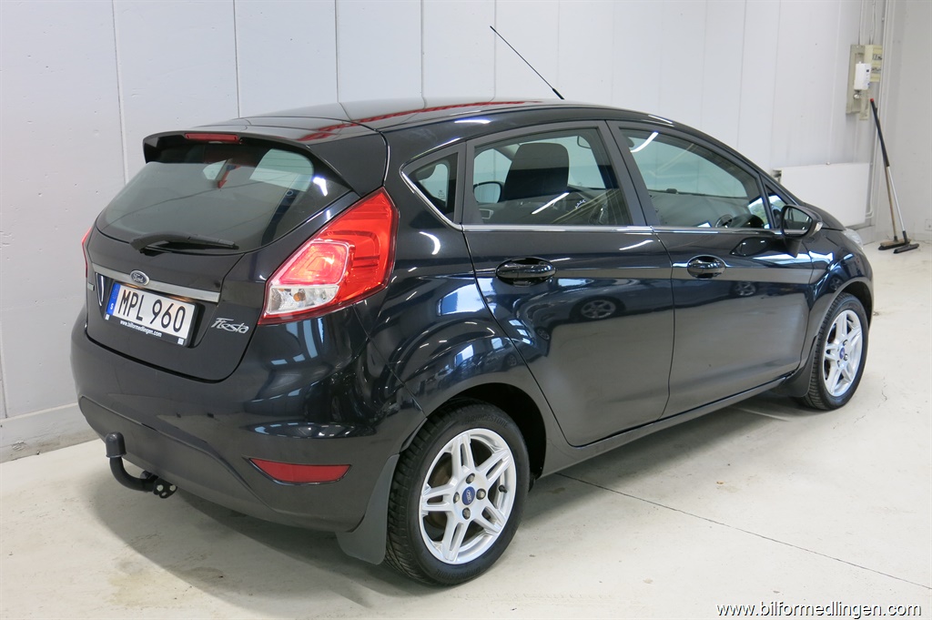 Bild 5 på Ford Fiesta 1.0T EcoBoost 100hk Titanium Svensksåld Bild 5 på Ford Fiesta