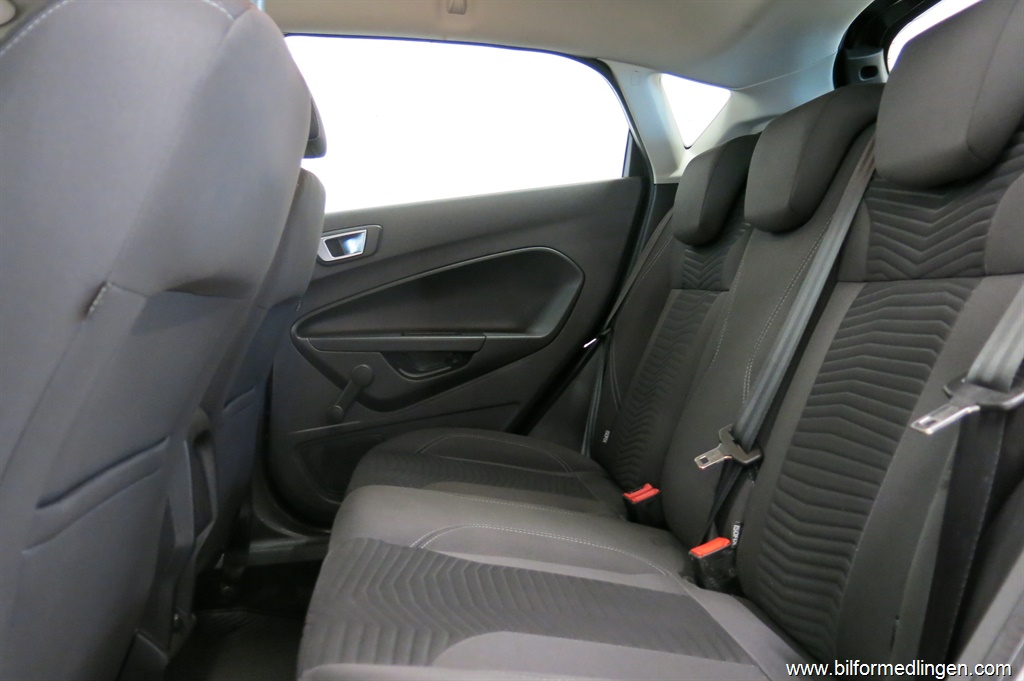 Bild 8 på Ford Fiesta 1.0T EcoBoost 100hk Titanium Svensksåld Bild 8 på Ford Fiesta